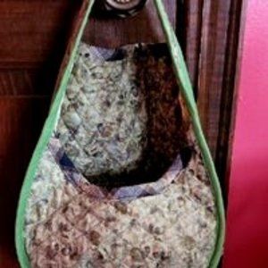 Green floral reversible doorknob farmhouse organizer pod